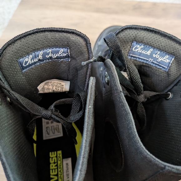 Men's black high top Chuck Taylors - Picture 2 of 6